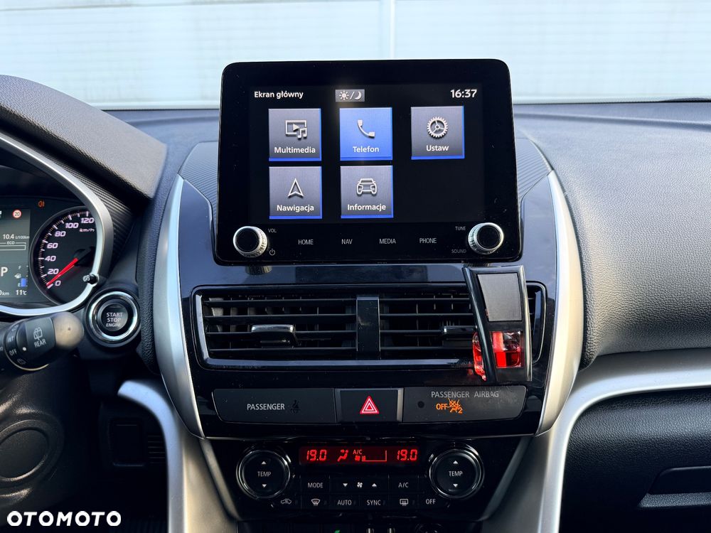 Mitsubishi Eclipse Cross - 33