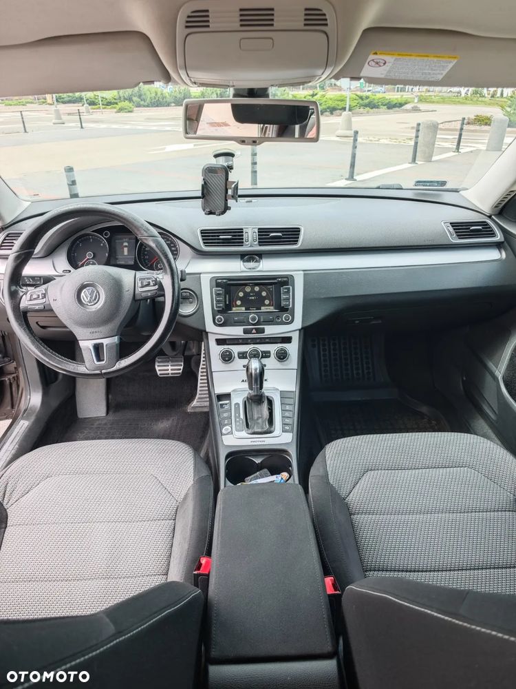 Volkswagen Passat Alltrack - 19