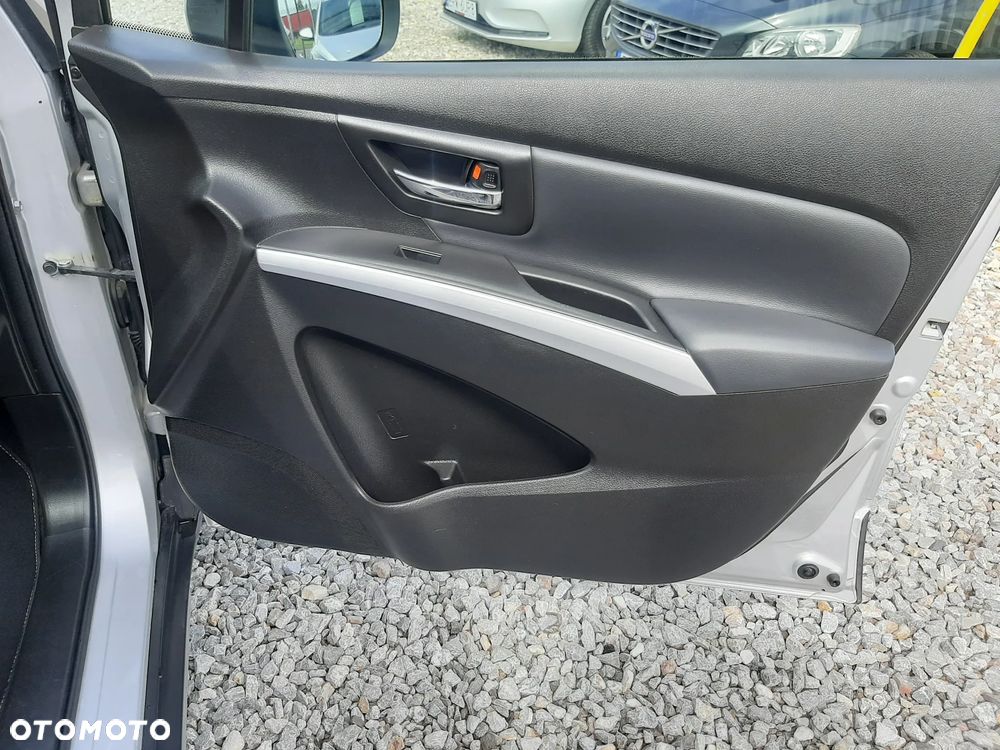 Suzuki SX4 S-Cross 1.6 DDiS 4x2 limited+ - 26