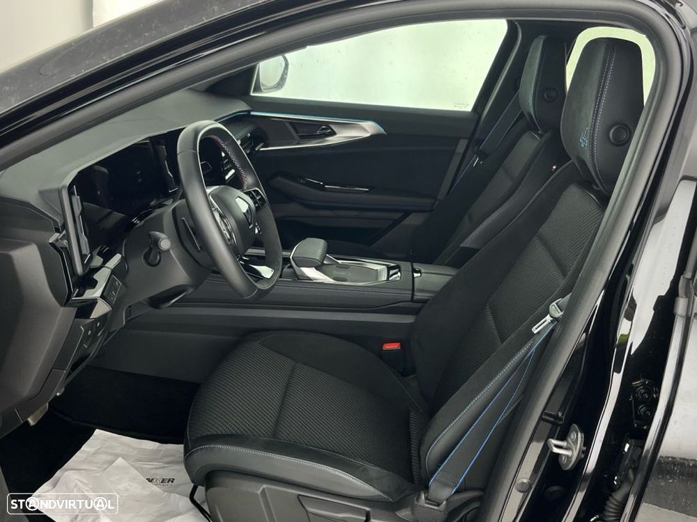 Renault Austral 1.2 E-Tech Iconic - 11