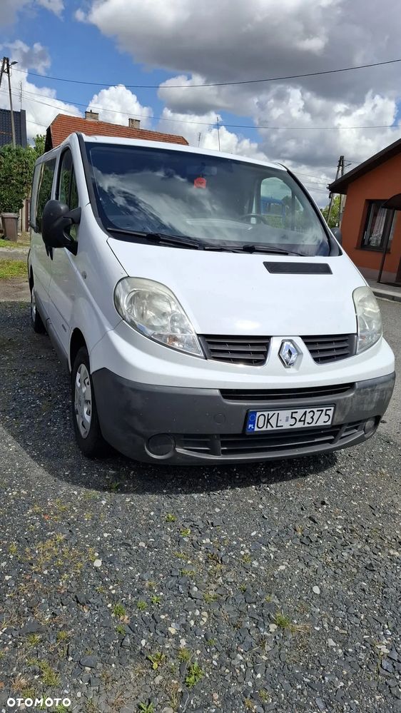 Renault Trafic - 1