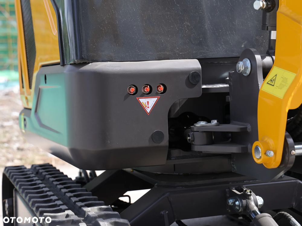 Inny Minikoparka Sylcar SC16SK - 14