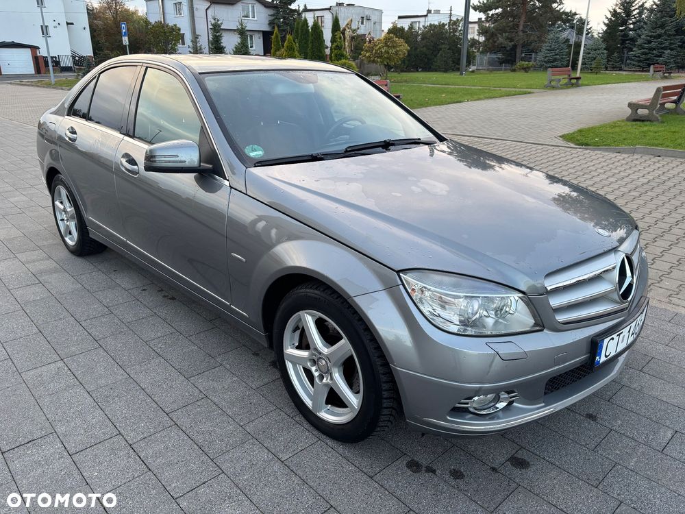 Mercedes-Benz C-Class 2009 photo 2