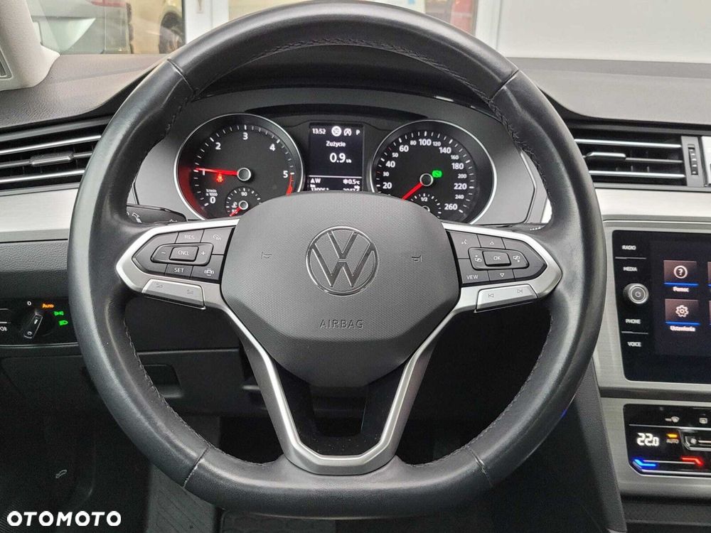 Volkswagen Passat - 7