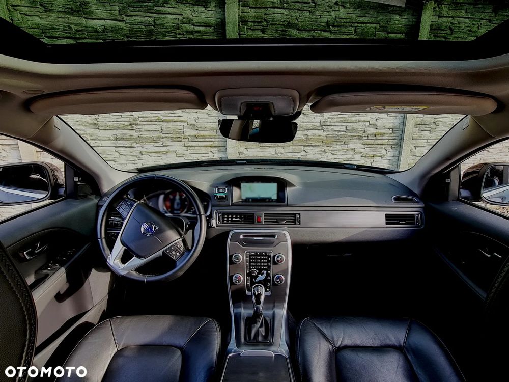Volvo XC 70 D5 AWD Geartronic Summum - 1