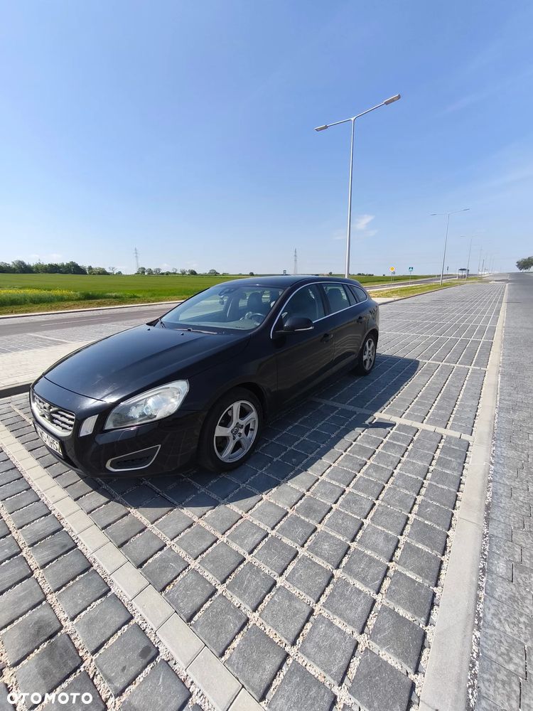 Volvo V60 D3 Summum - 3