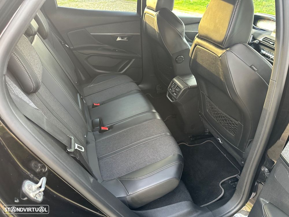 Peugeot 3008 1.6 BlueHDi GT Line EAT6 - 18