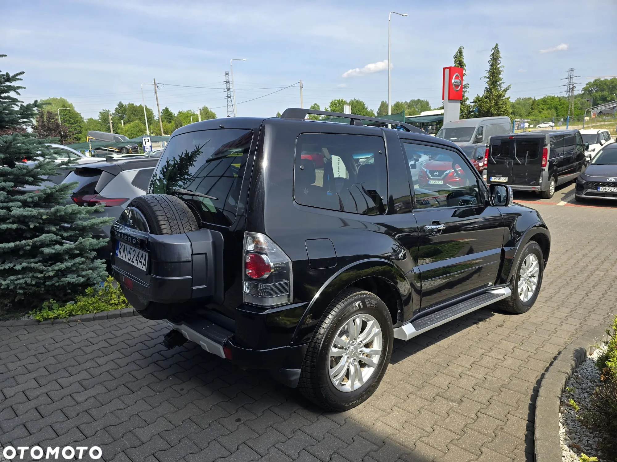 Mitsubishi Pajero 3.2 DI-D Automatik Diamant Edition - 4