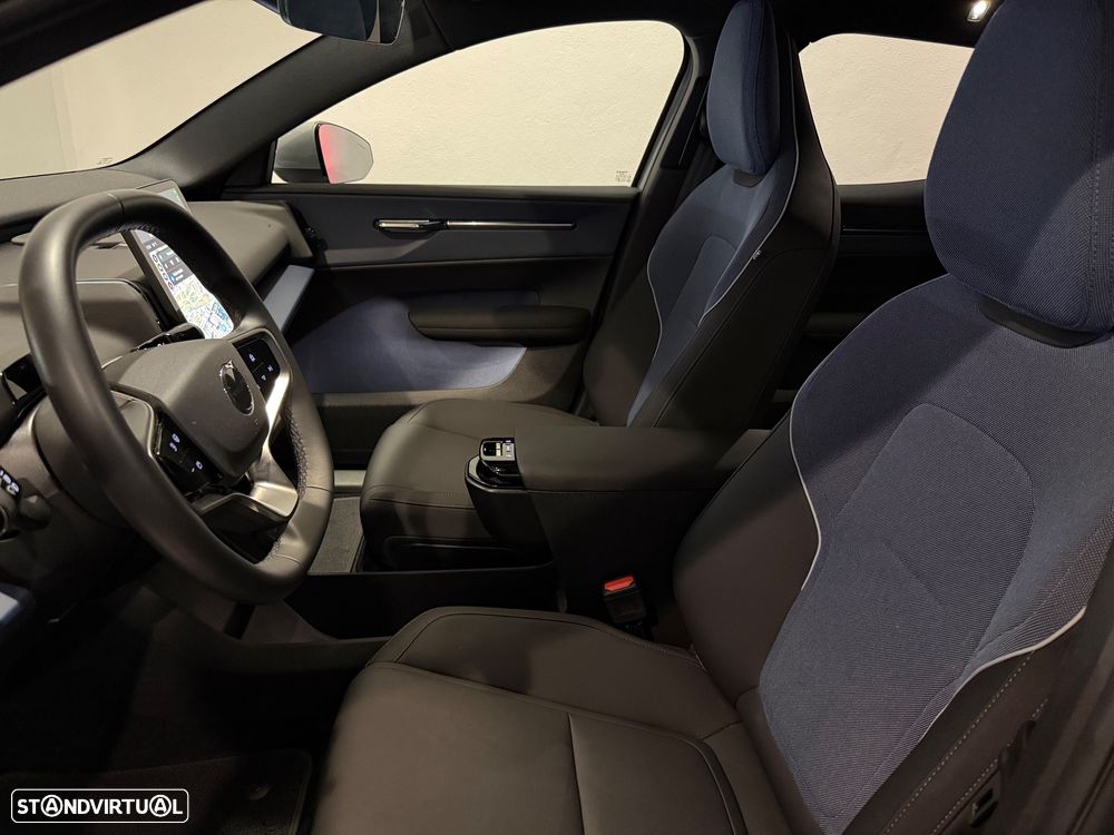 Volvo EX30 69 kWh Single Motor Extended Range Core - 6