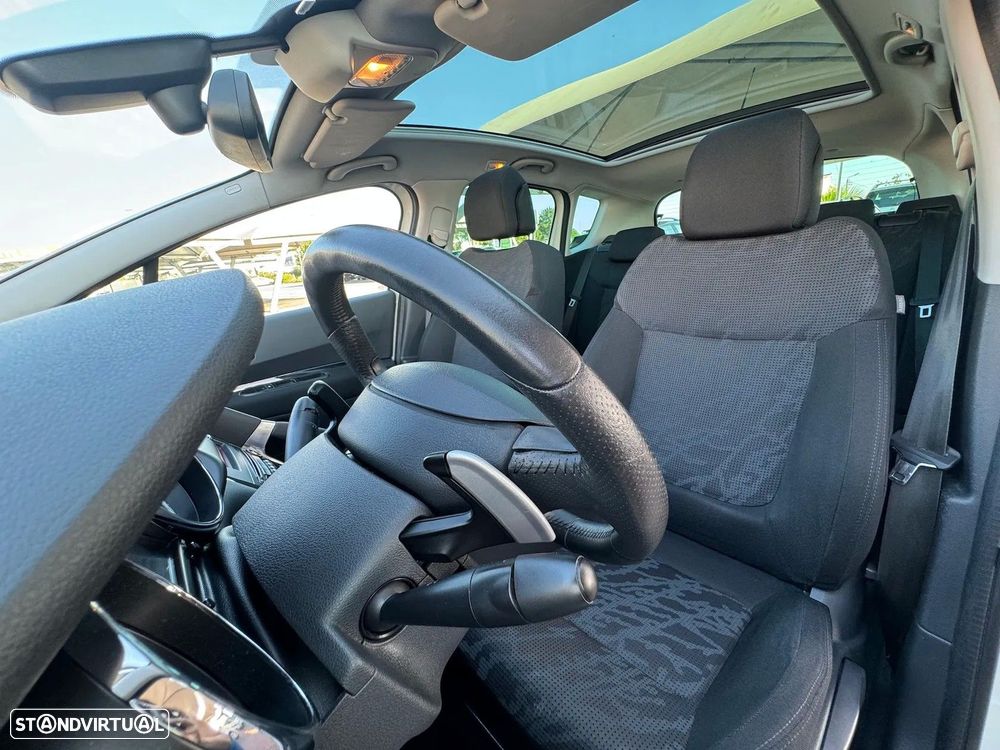 Peugeot 3008 1.6 e-HDi Allure 2-Tronic - 3