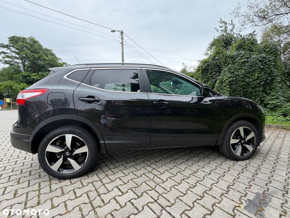 Nissan Qashqai 1.6 DIG-T N-Connecta - 9
