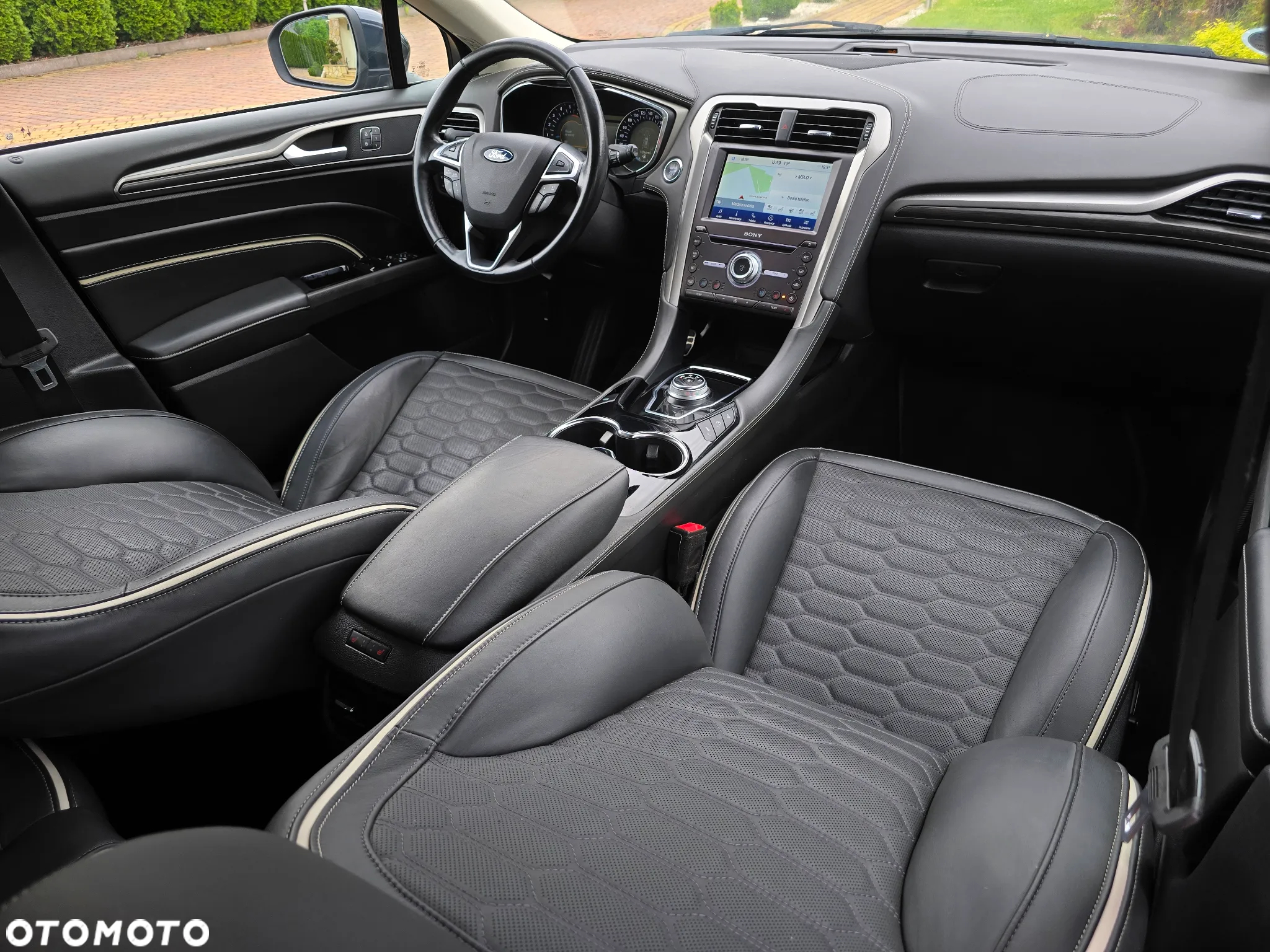 Ford Mondeo 2.0 EcoBlue Vignale AWD - 27