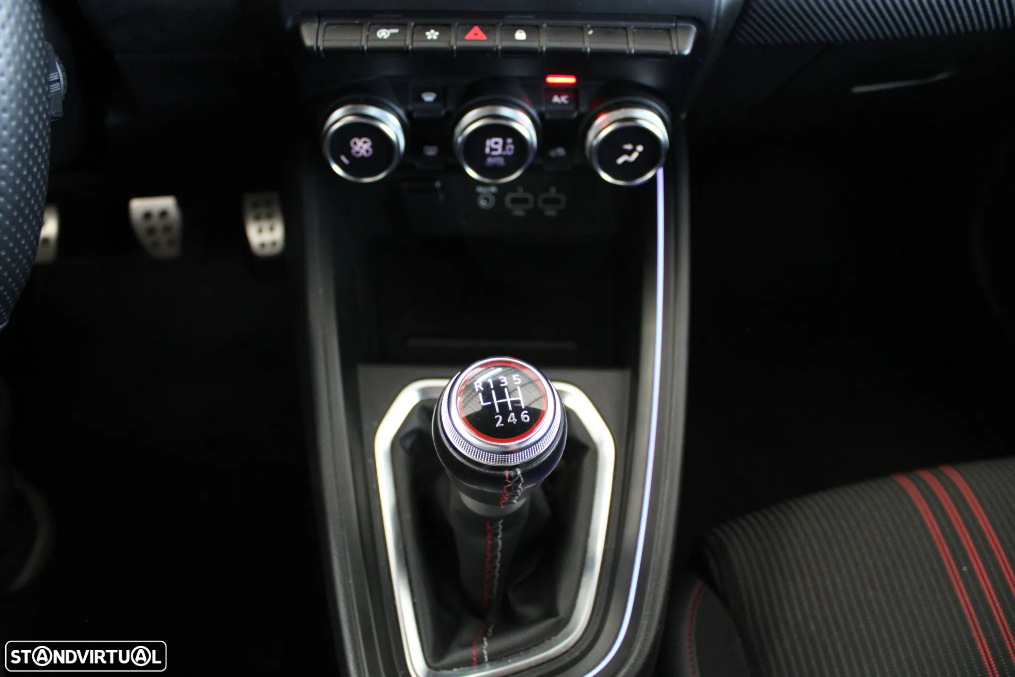 Renault Clio 1.0 TCe RS Line - 15