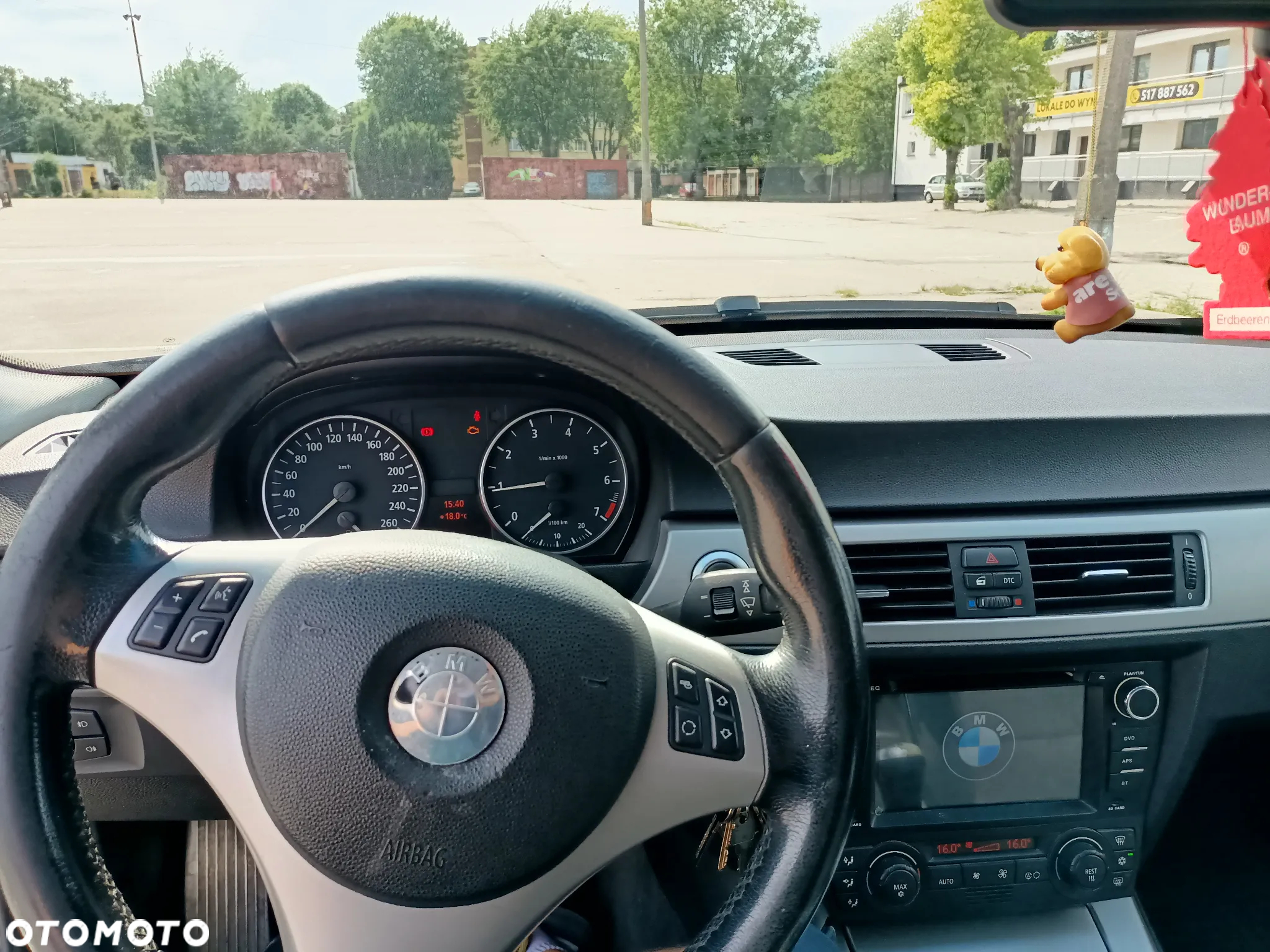 BMW Seria 3 320i - 14