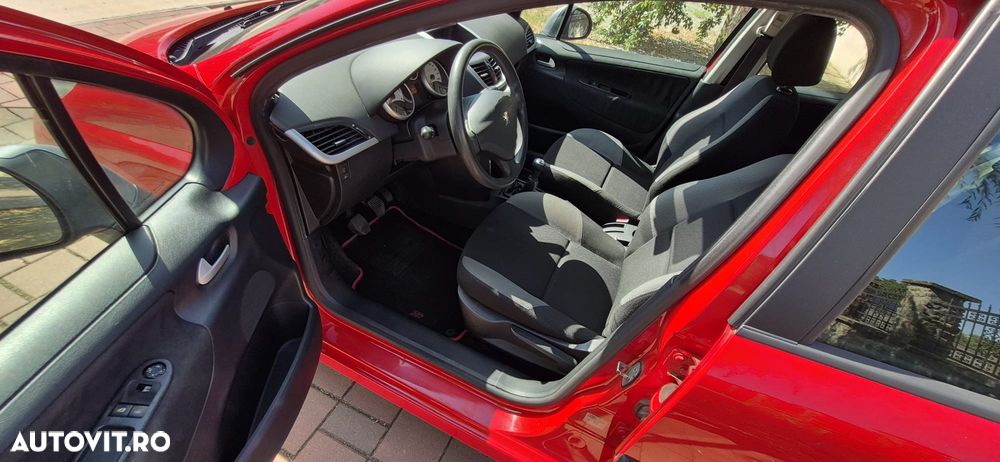 Peugeot 207 - 5