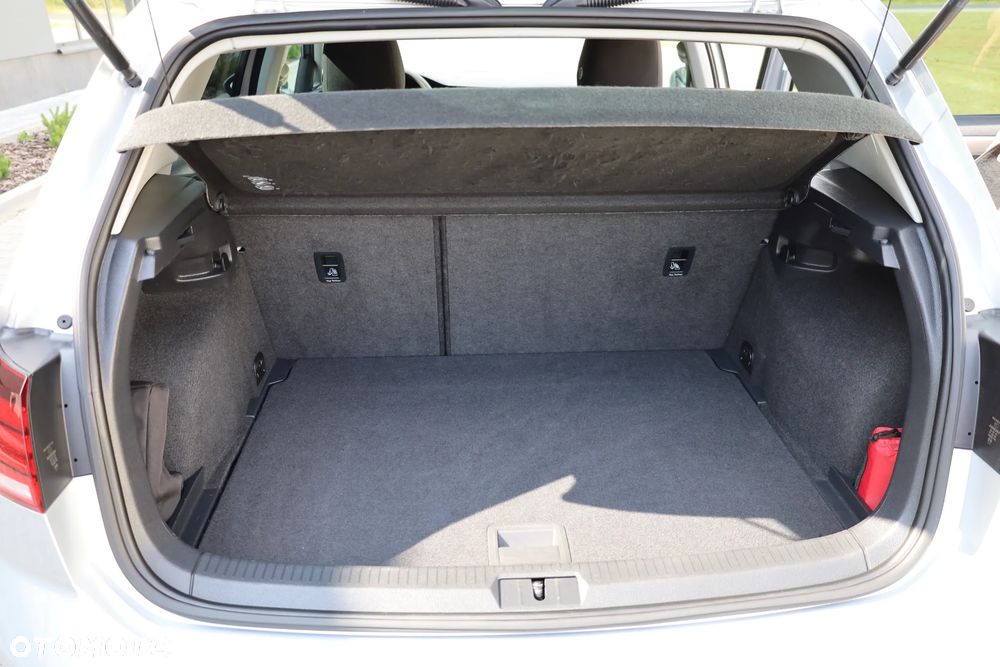 Volkswagen Golf 1.0 TSI (BlueMotion Technology) Comfortline - 10