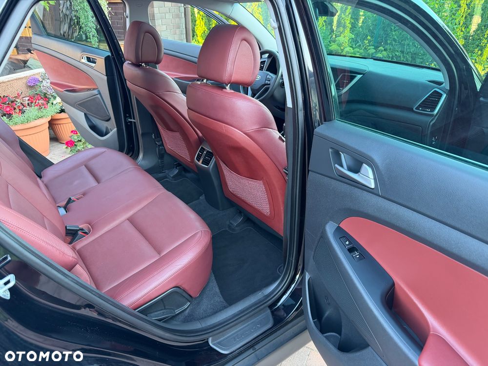 Hyundai Tucson 2.0 CRDi 4WD Intro Edition - 28