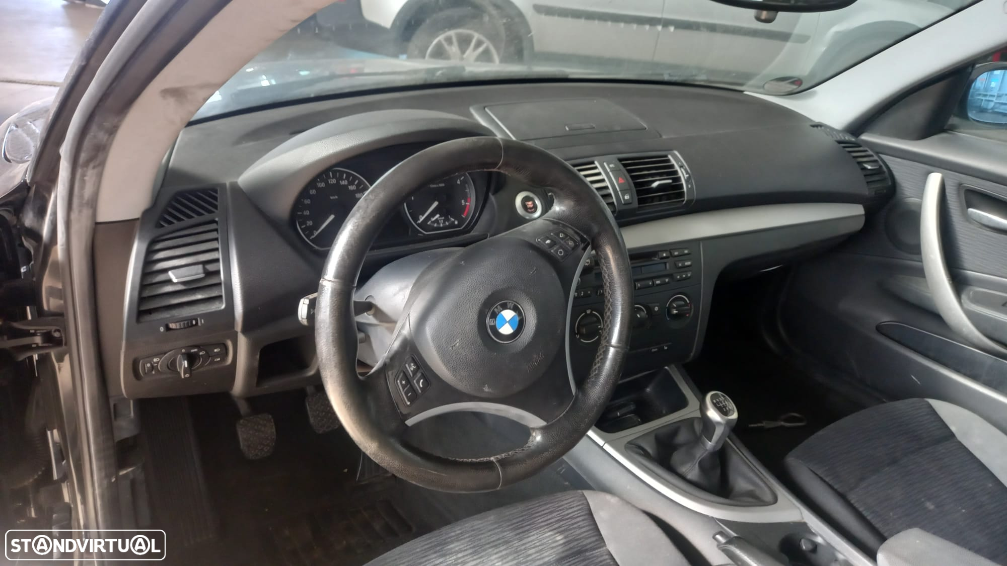 Motor N47D20A BMW E81 318D 143cv de 2008 - 5
