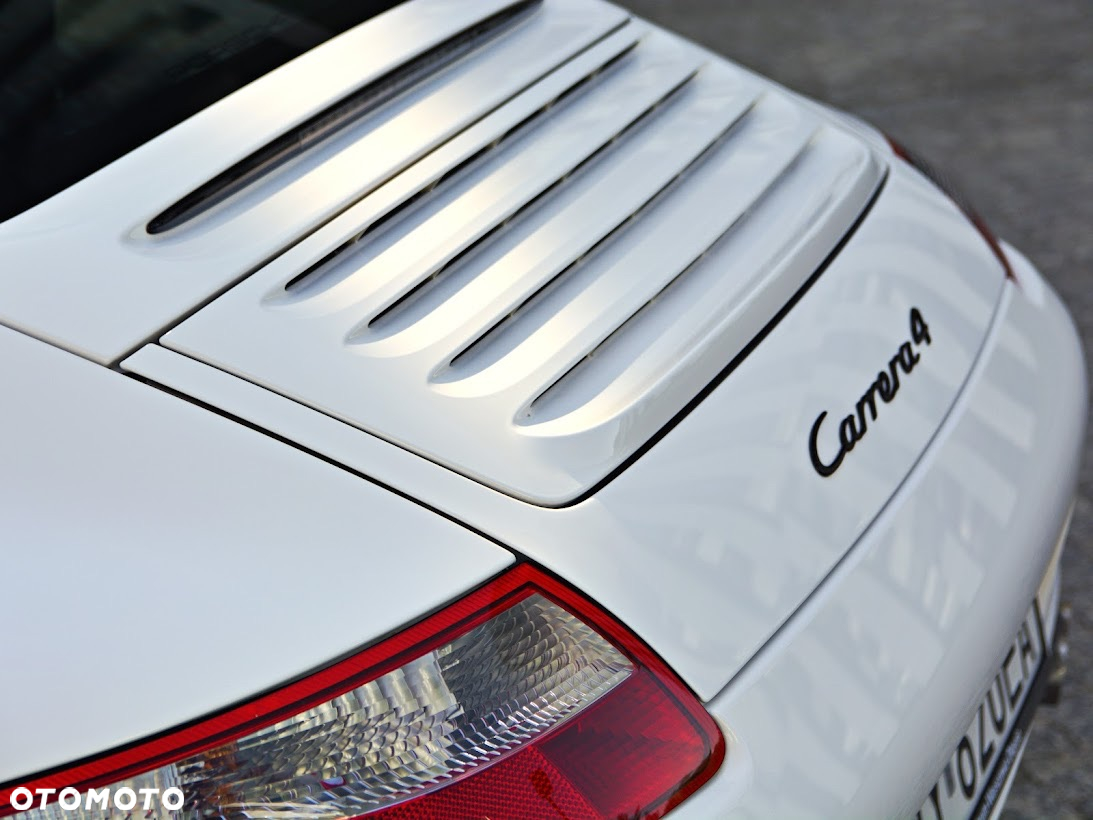 Porsche 911 - 12