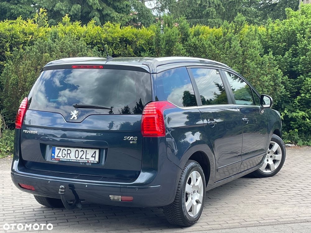 Peugeot 5008 HDI FAP 110 EGS6 Platinum - 32