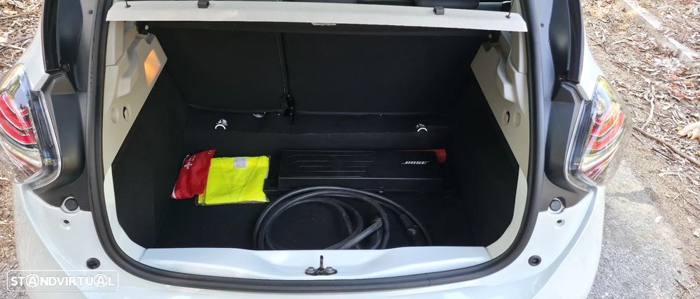 Renault Zoe (c/ Bateria) Z.E. 50 RIVIERA - 9