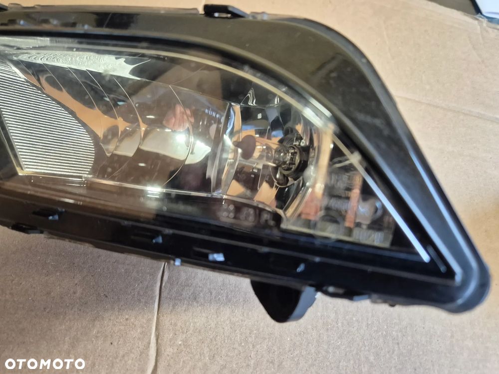 Seat Ibiza IV Leon III Toledo IV halogen lewy.OE. - 2