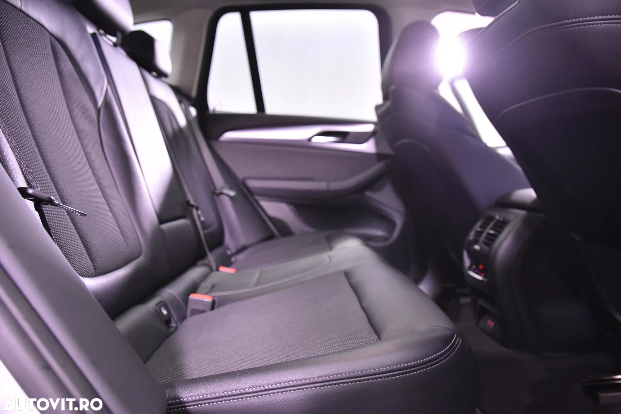 BMW X3 xDrive20d Aut. - 12