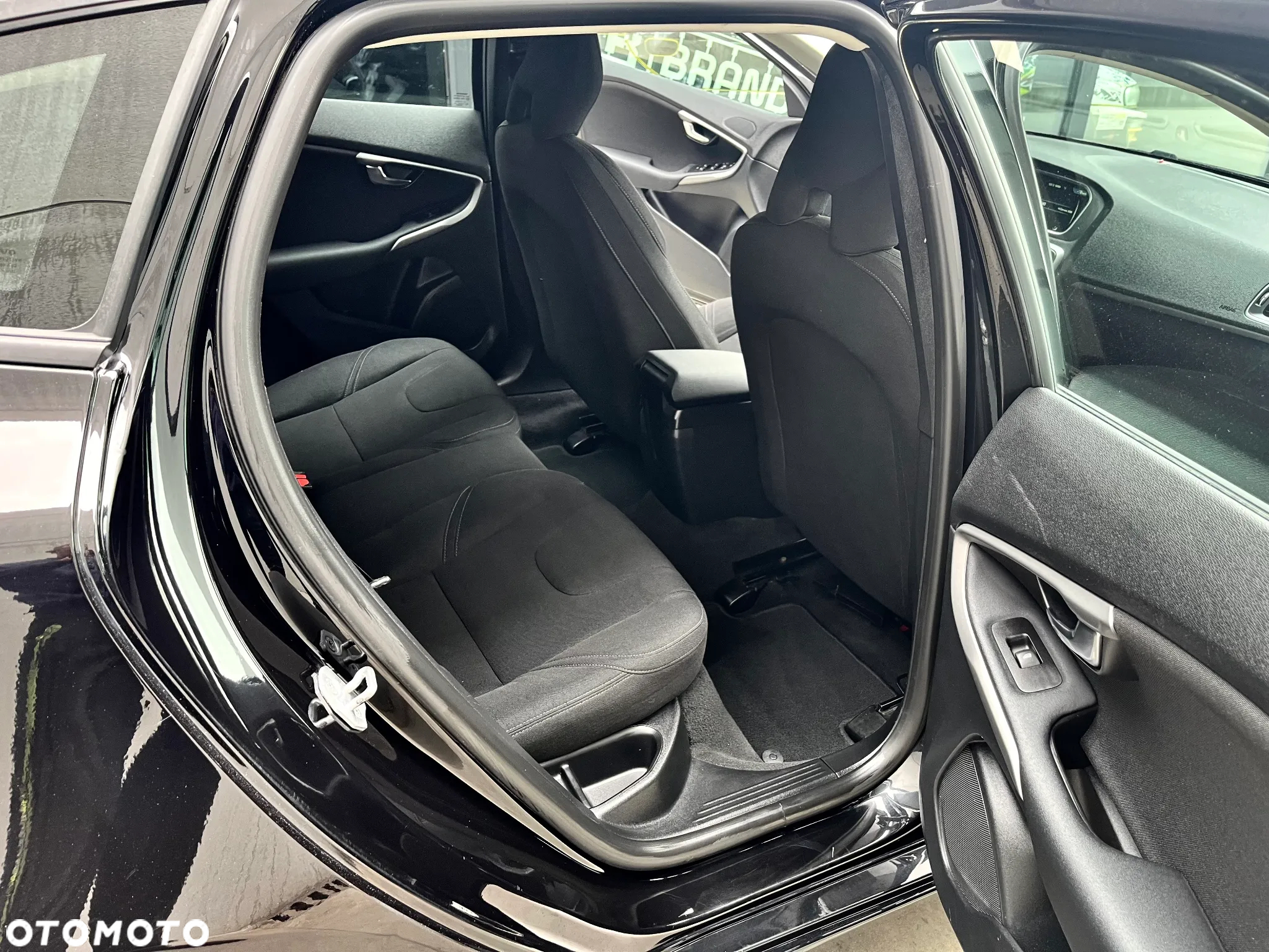 Volvo V40 D2 - 33