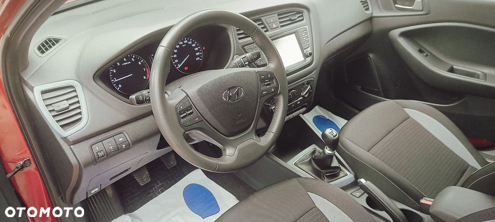 Hyundai i20 blue 1.2 YES Gold - 22