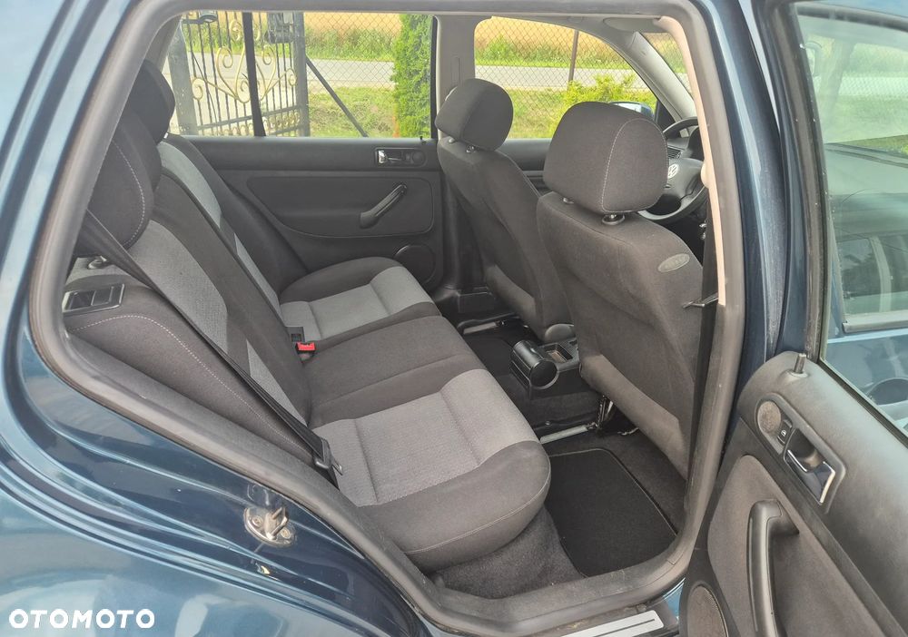 Volkswagen Golf - 13