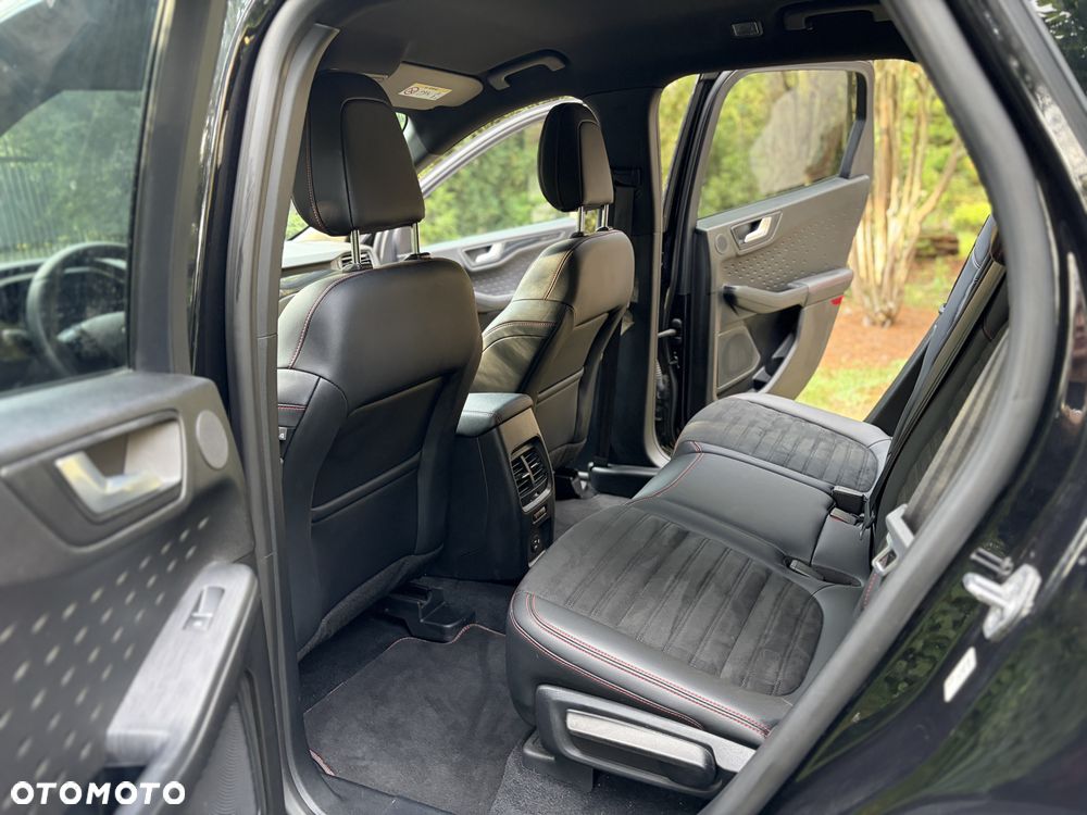 Ford Kuga - 11