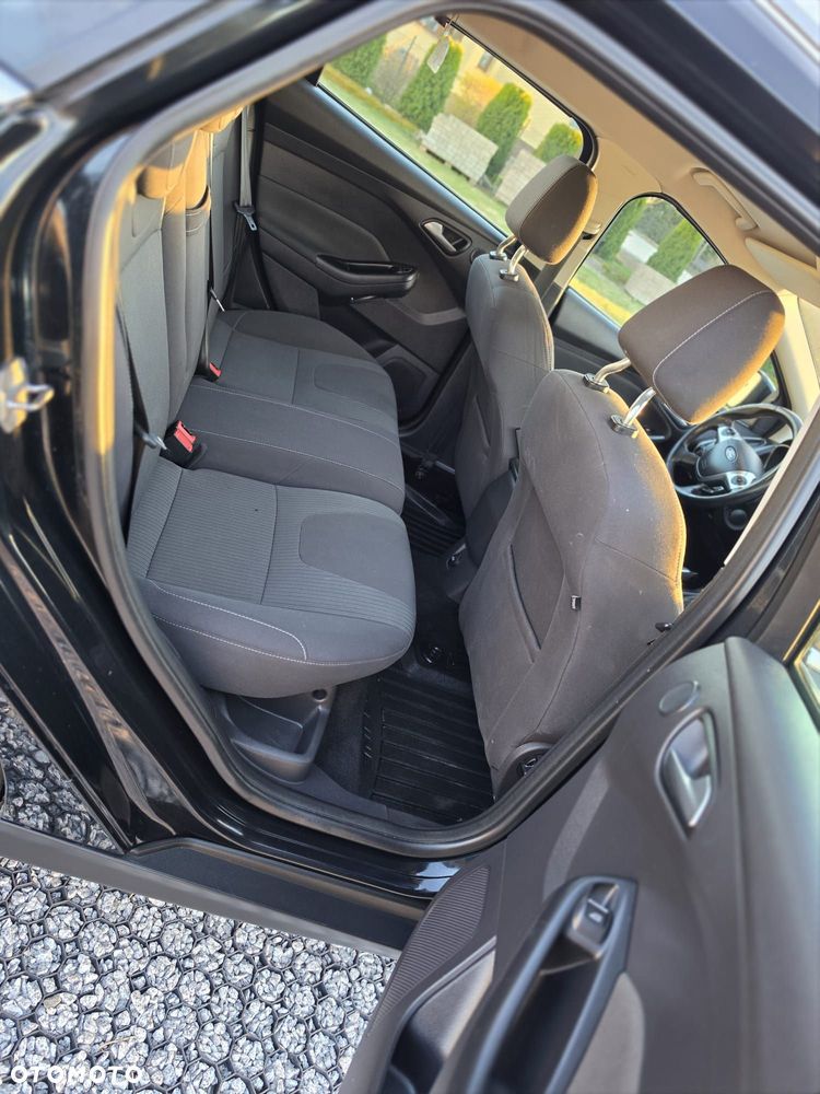 Ford Focus - 12