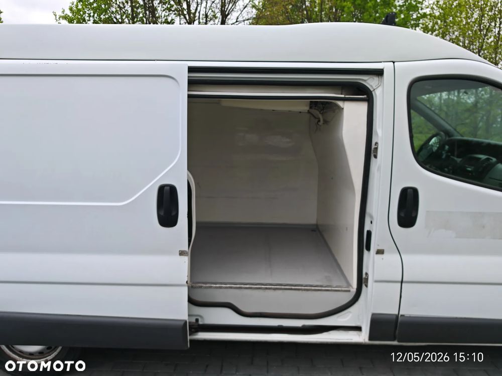 Renault Trafic - 10