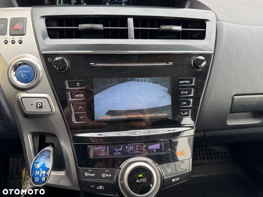 Toyota Prius+ - 10
