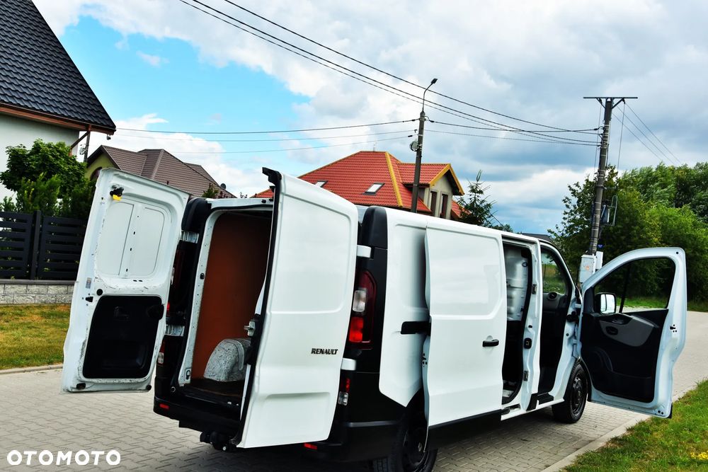 Renault TRAFIC - 22