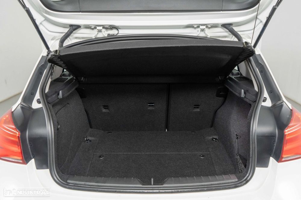 BMW 116 d Line Sport - 13