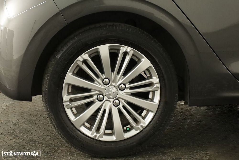 Peugeot 208 1.2 PureTech Active - 5