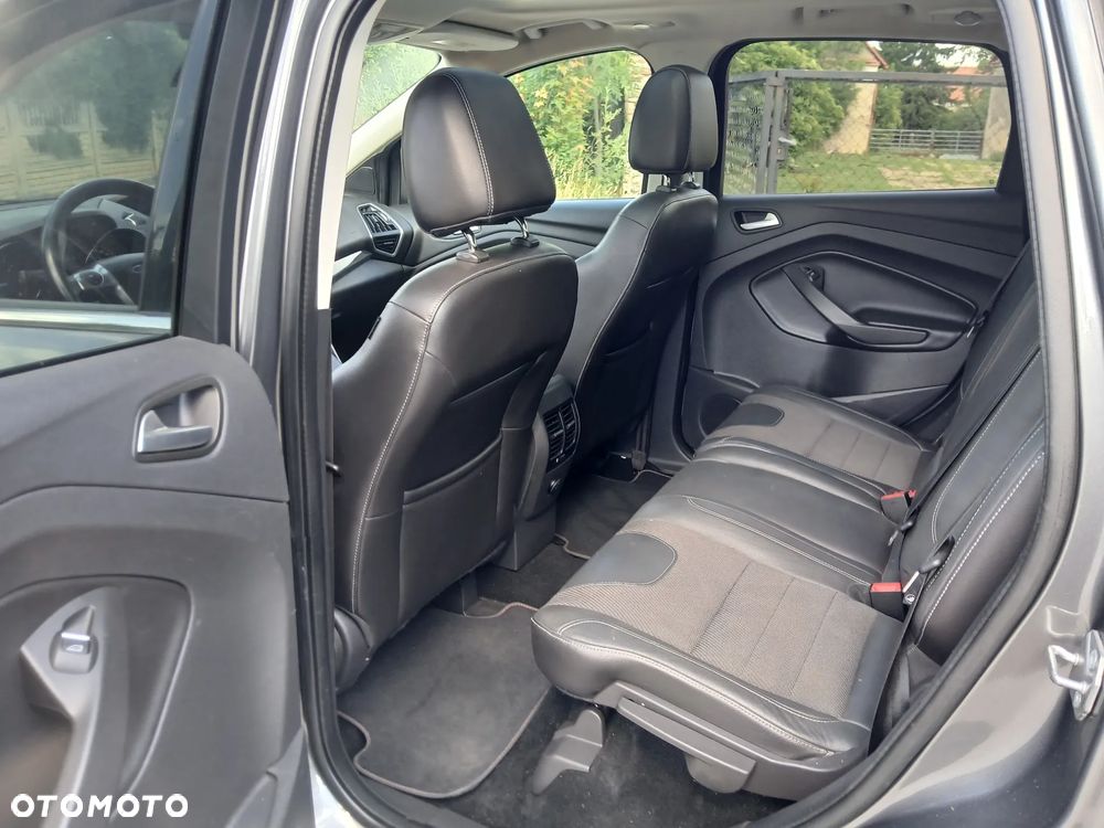 Ford Kuga 2.0 TDCi 4x4 Titanium - 16
