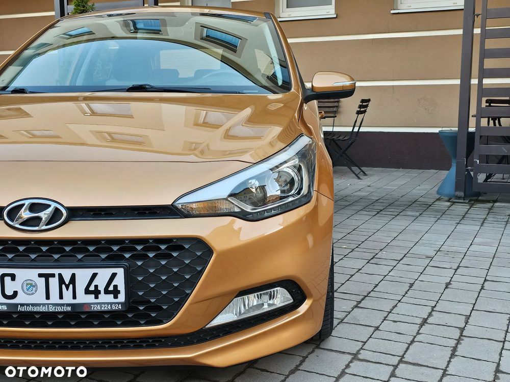 Hyundai i20 1.2 YES Gold - 24