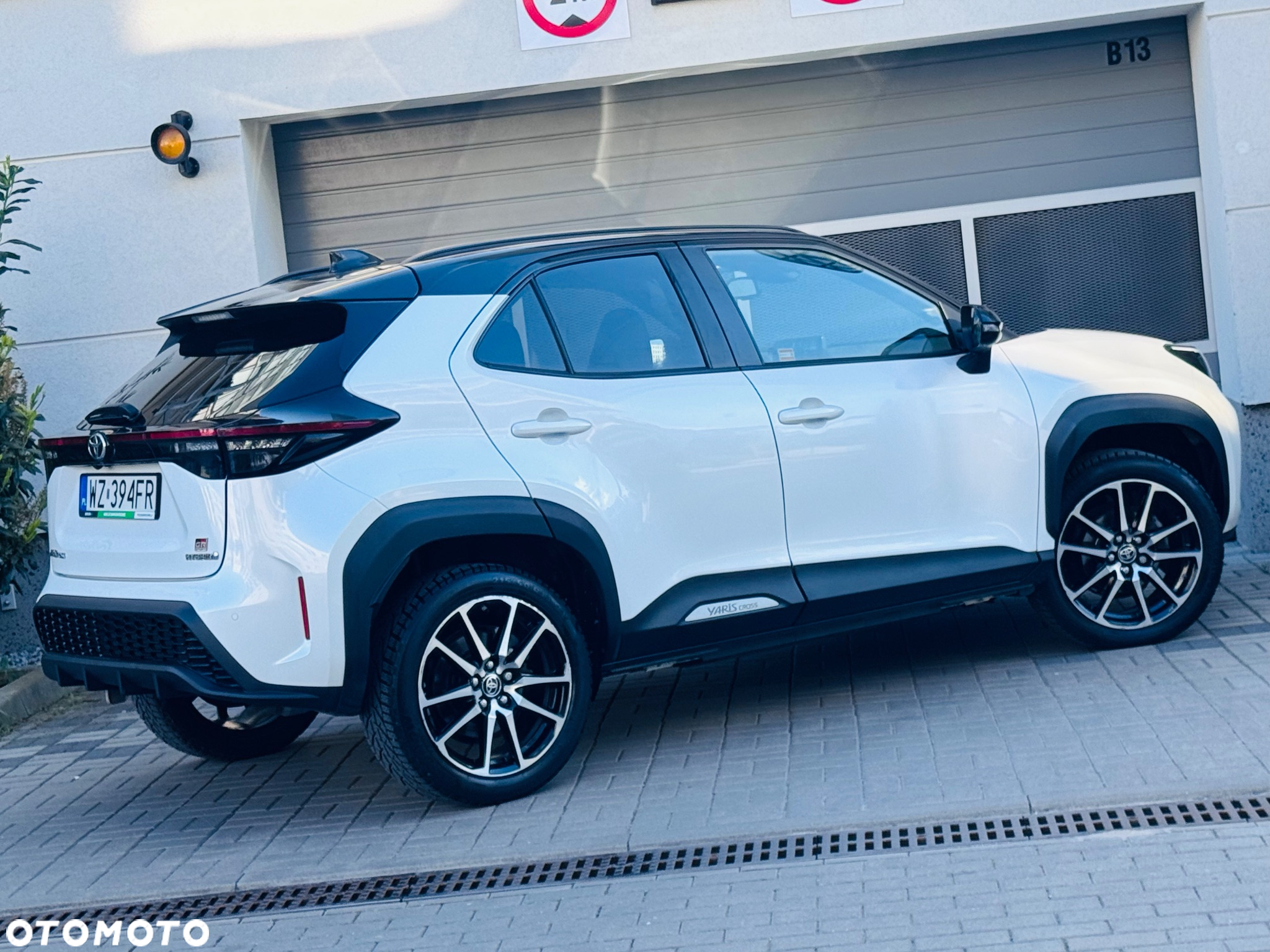 Toyota Yaris Cross Hybrid 1.5 GR Sport - 16