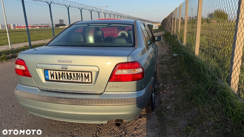 Volvo S40 1.8 - 6
