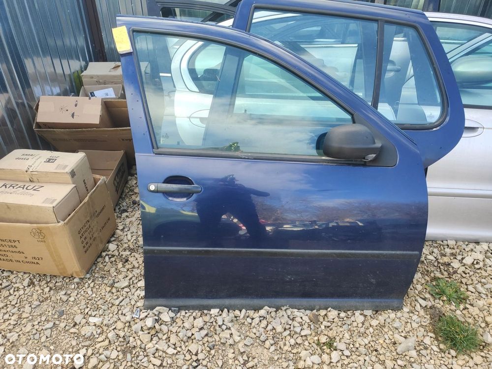 CC DRZWI PRAWY PRZÓD VW GOLF IV 5D H/B LA5G GOŁE - 1