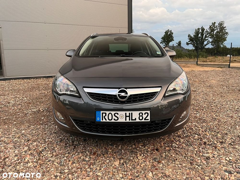 Opel Astra 2.0 CDTI DPF Cosmo - 4