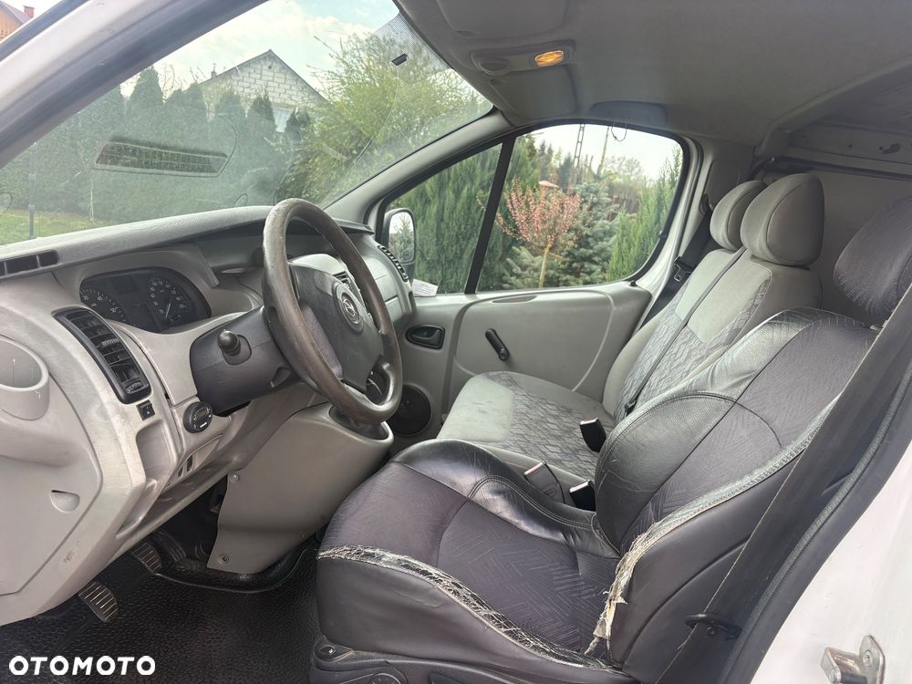 Opel Vivaro - 4