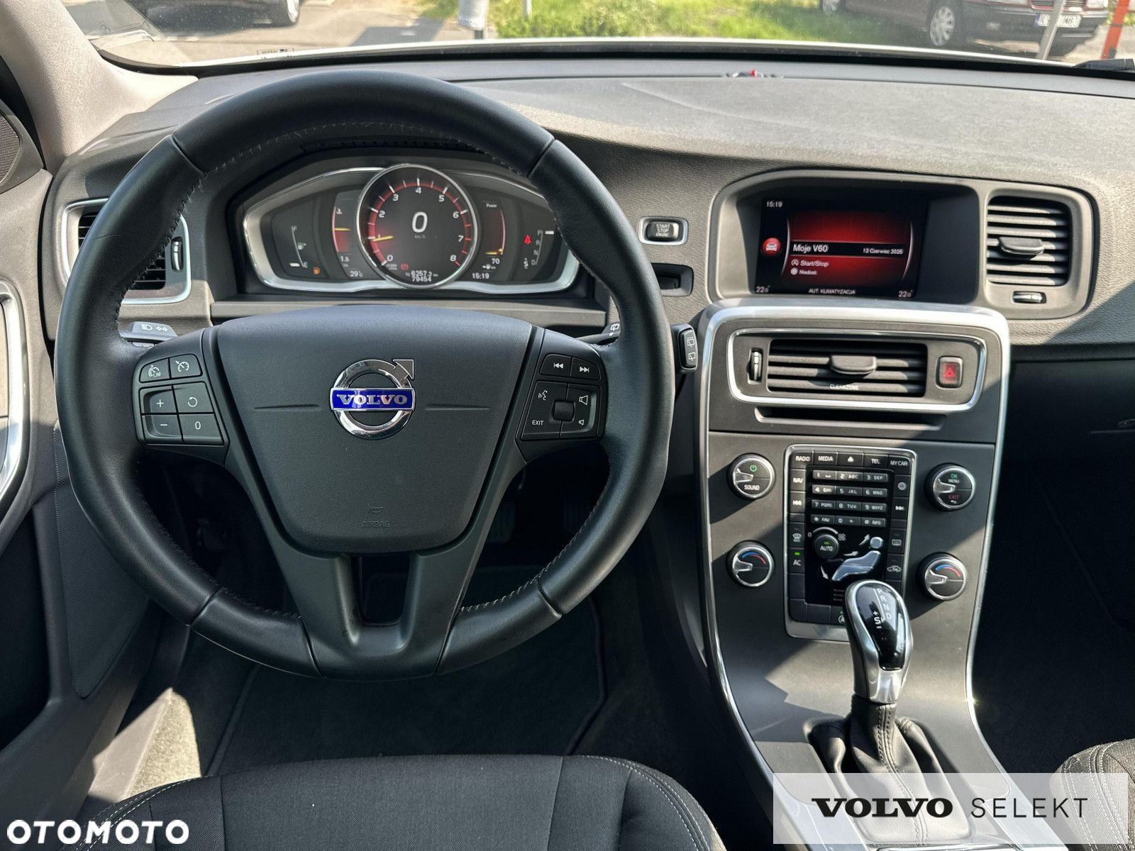 Volvo V60 Cross Country - 14