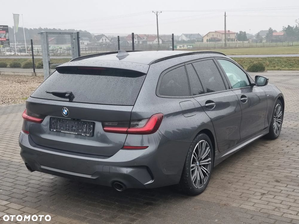 BMW Seria 3 320d M Sport Shadow - 7