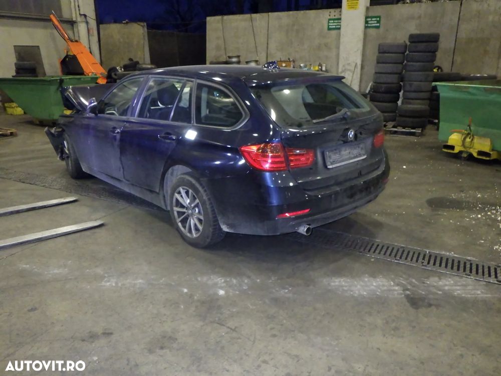 Dezmembrez BMW seria 3 F 31 , an 2013 ,  2.0 D , cod motor N47D20C - 4