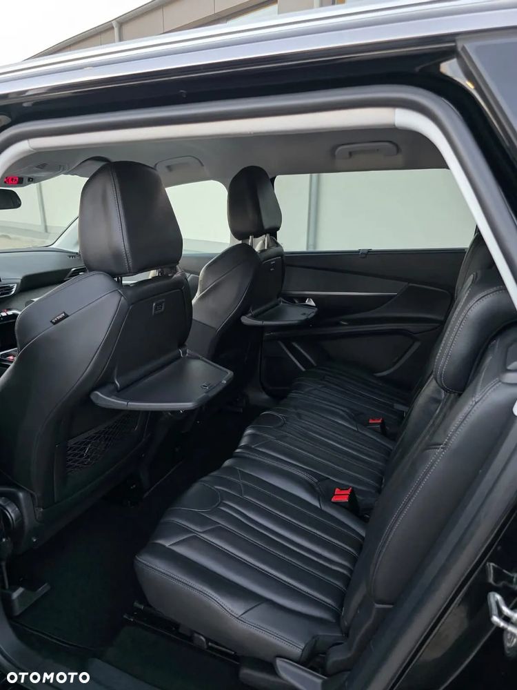 Peugeot 5008 1.5 BlueHDI Allure S&S - 16