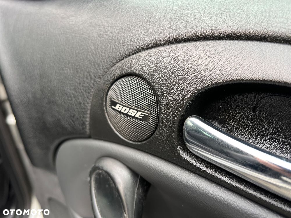 Alfa Romeo GT 2.0 JTS Distinctive Collezione - 13