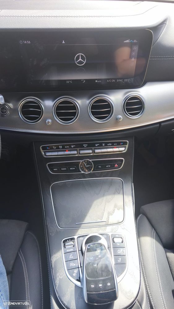 Mercedes-Benz E 300 de 9G-TRONIC AMG Line - 27